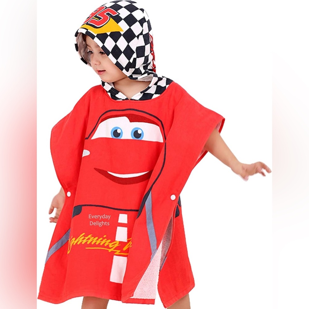Disney Lightning McQueen Bath Pool Beach Hooded Towel Poncho